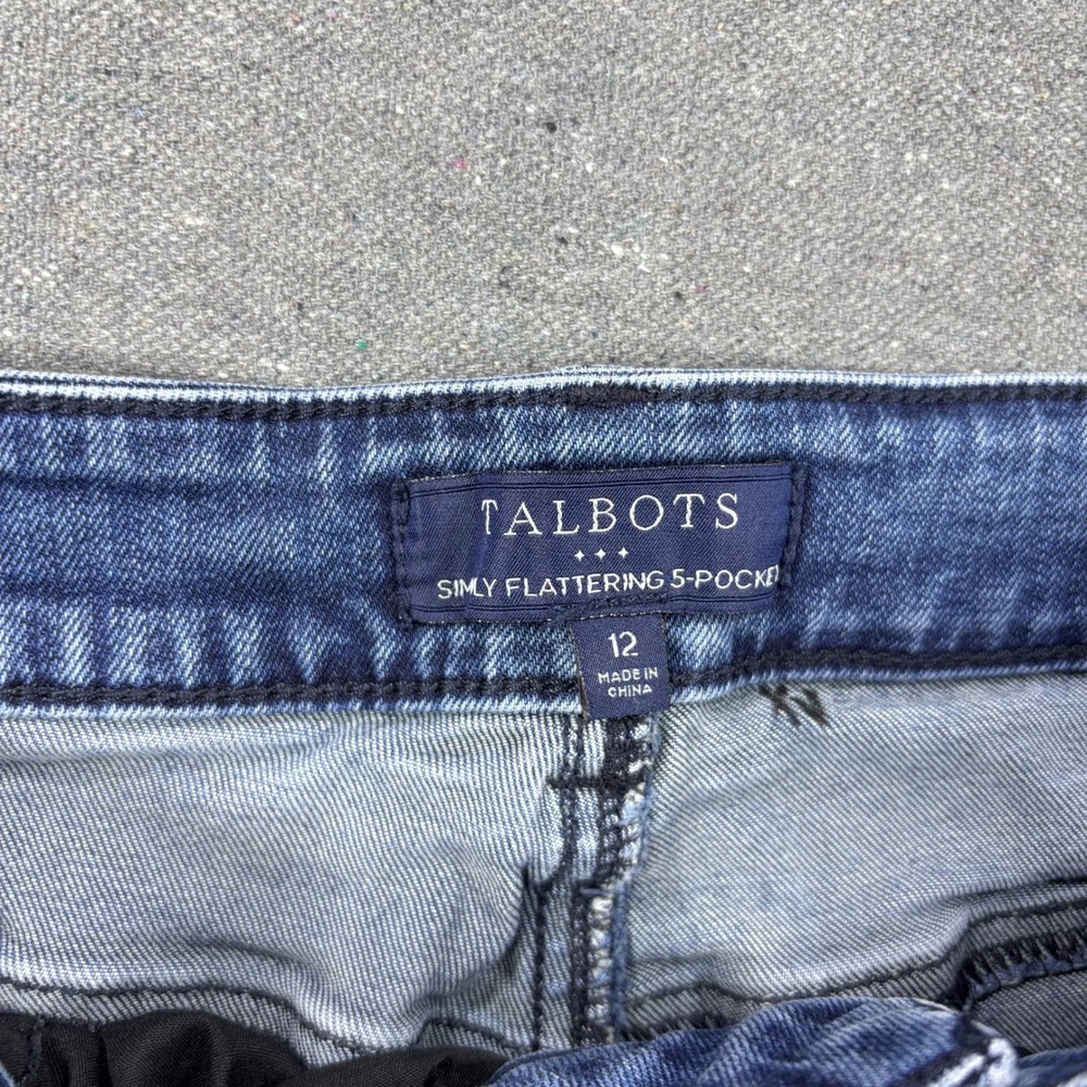 Talbots Jeans Women Size 12 Blue Simply Flattering 5-Pocket Straight Leg Denim - Picture 3 of 7